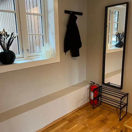 Apartment Koselig Midt I